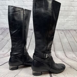 KARL LAGERFELD black leather side zip round heel riding boots, size 8.5